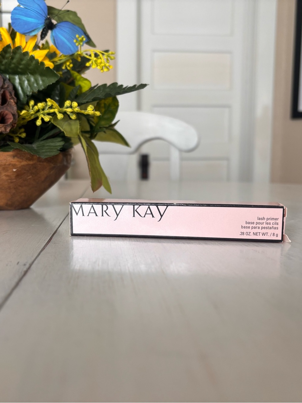 Mary Kay Lash Primer in Pale Pink Box